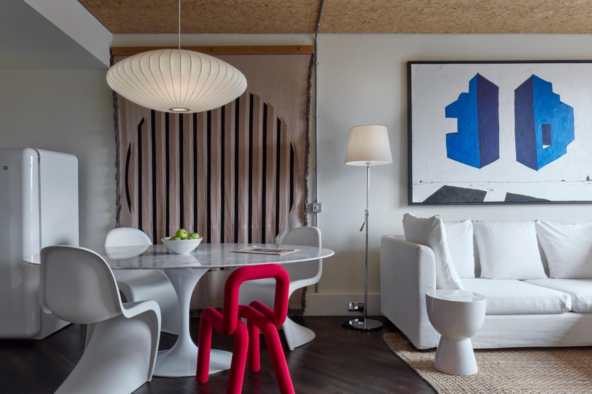 Studio Suite West,1731395893:JPEG